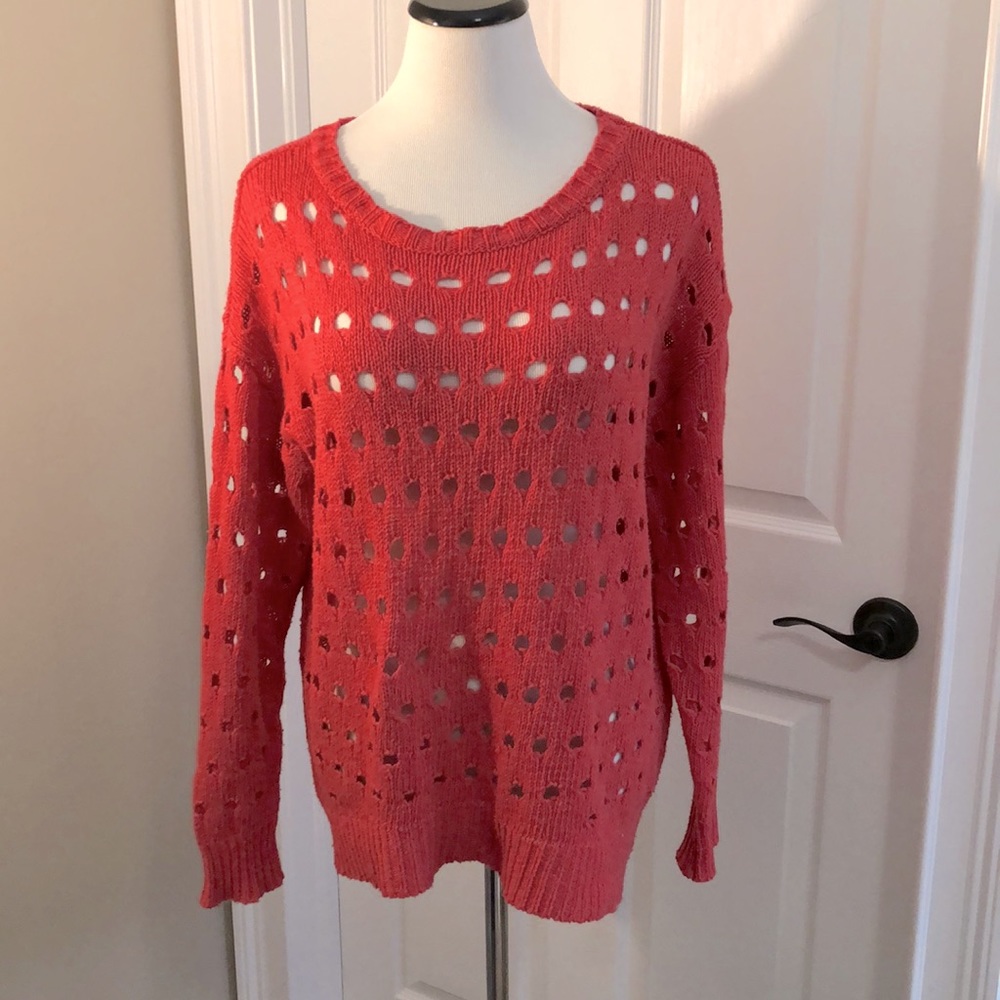 Very J Coral Crew-neck Sweater Med.